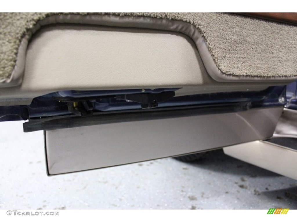 2000 Express G1500 Passenger Conversion Van - Indigo Blue Metallic / Neutral photo #67