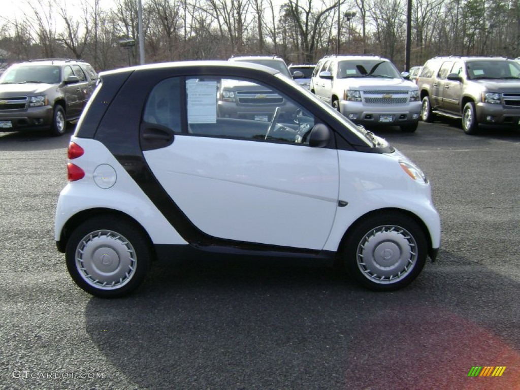 2011 fortwo pure coupe - Crystal White / Gray photo #7