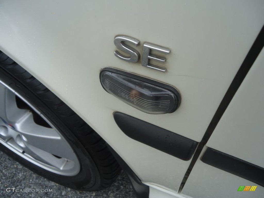 2002 Saab 9-3 SE Convertible Marks and Logos Photo #75854600