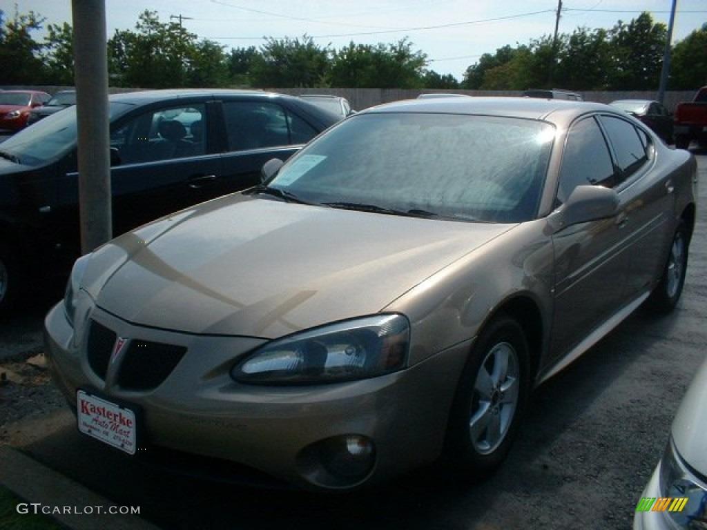 2006 Grand Prix Sedan - Bronzestone Metallic / Sand photo #1