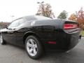 Pitch Black - Challenger SXT Photo No. 2