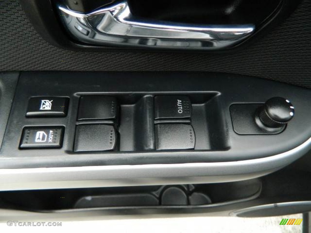 2011 Suzuki Grand Vitara Premium Controls Photo #75862261