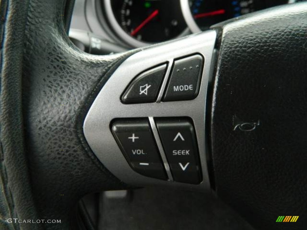 2011 Suzuki Grand Vitara Premium Controls Photo #75862336
