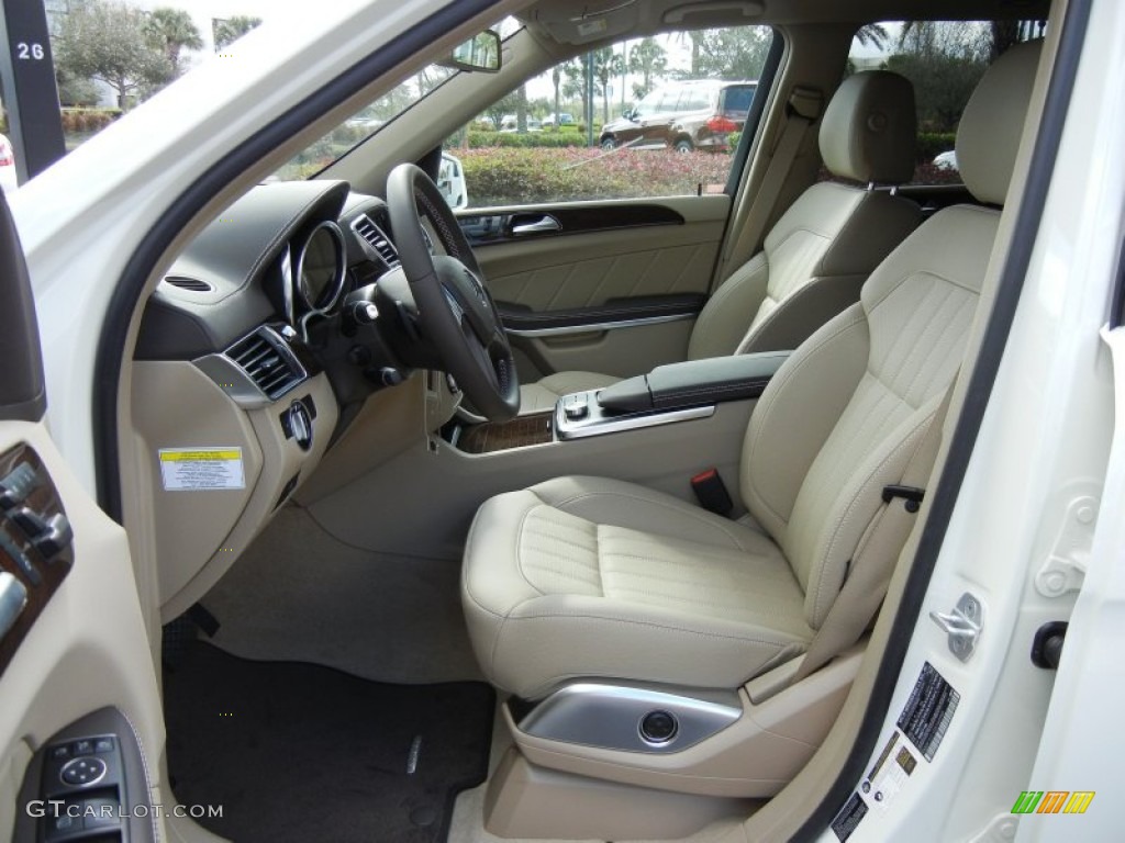 2013 GL 450 4Matic - Arctic White / Almond Beige photo #5