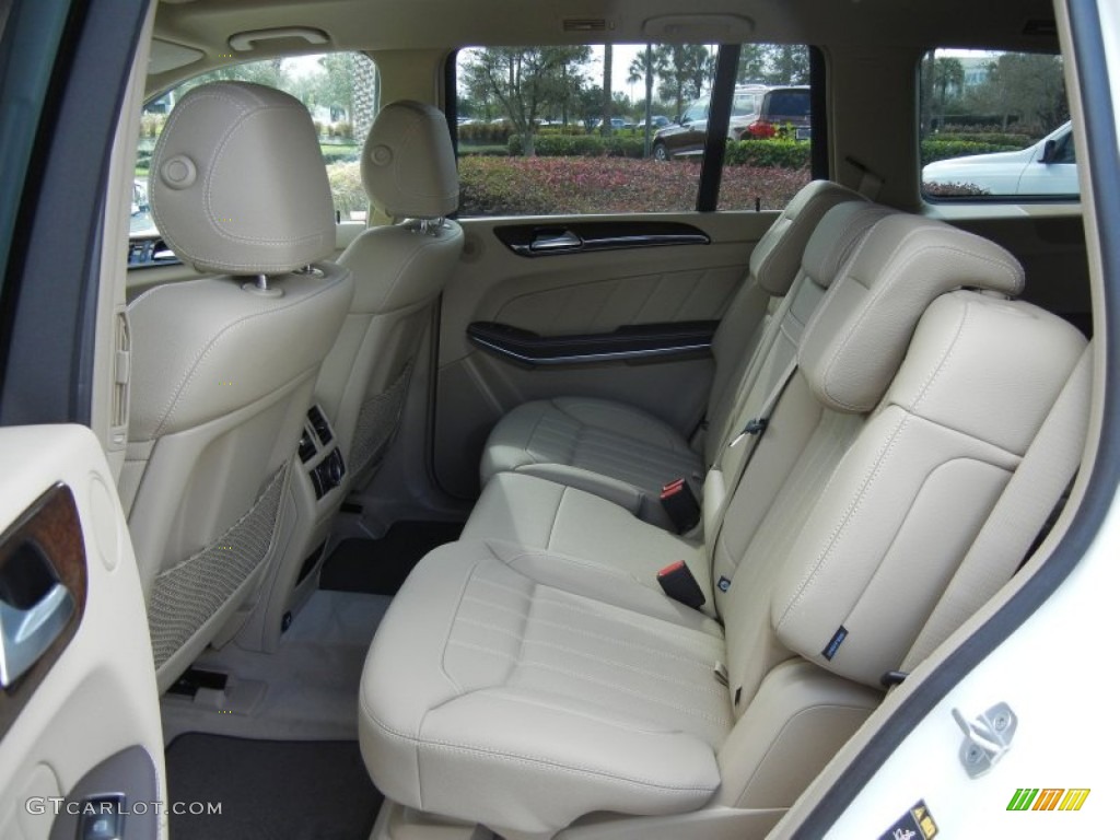 2013 GL 450 4Matic - Arctic White / Almond Beige photo #6