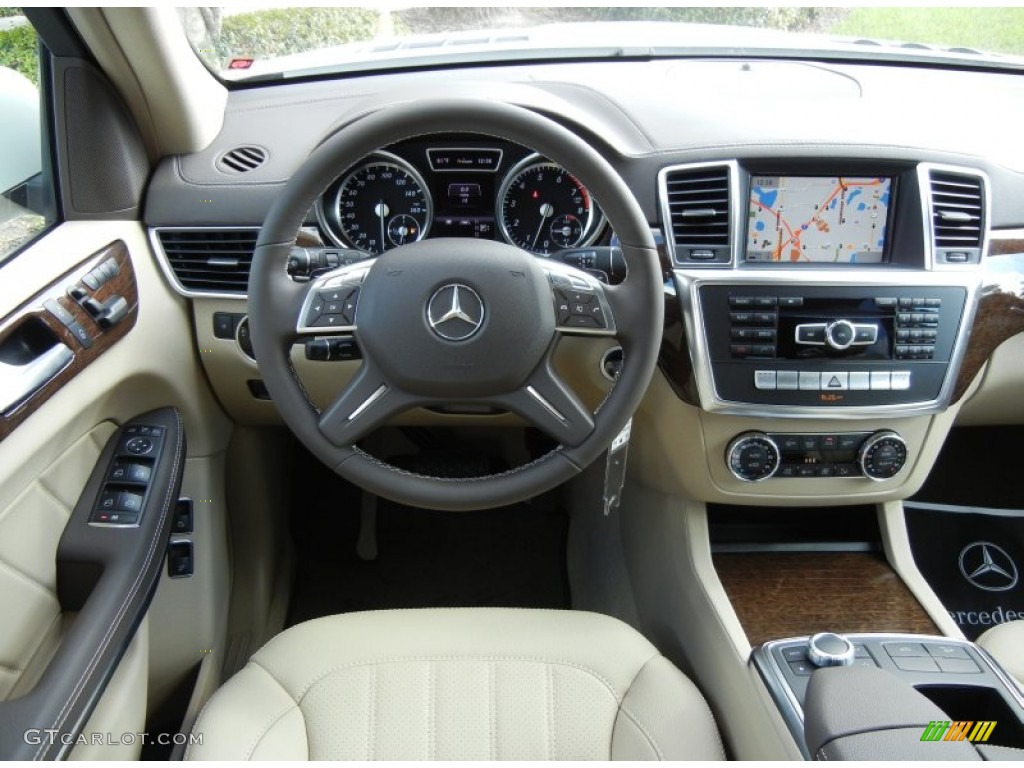 2013 GL 450 4Matic - Arctic White / Almond Beige photo #9