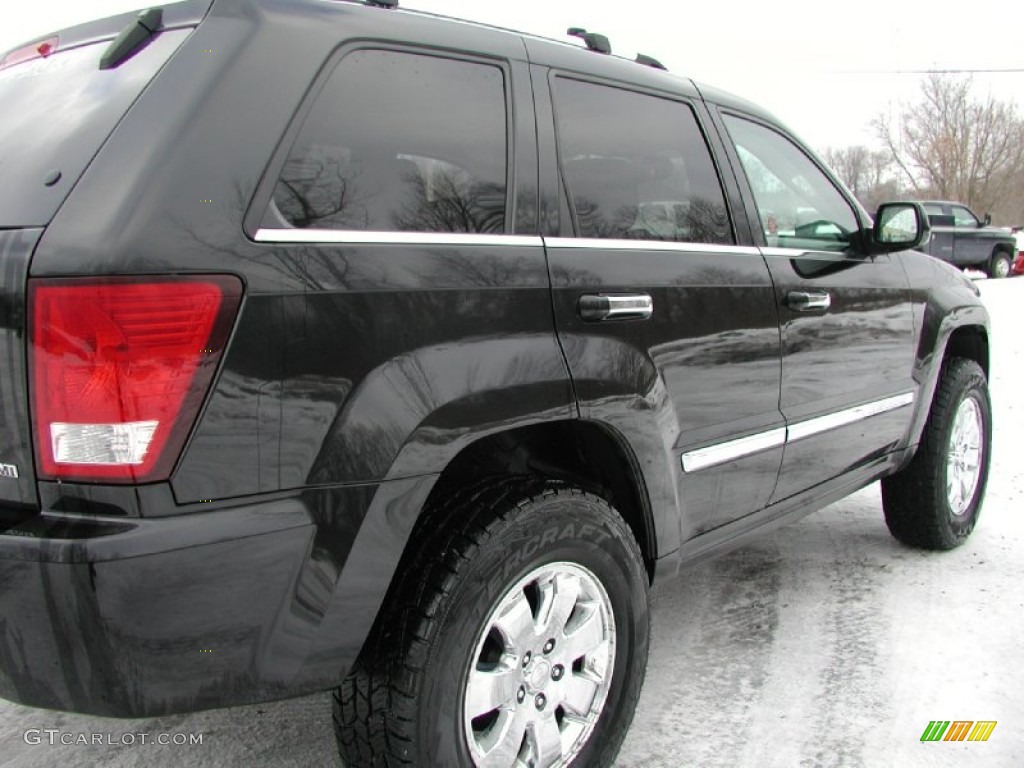 2008 Grand Cherokee Overland 4x4 - Black / Saddle Brown/Dark Slate Gray photo #67