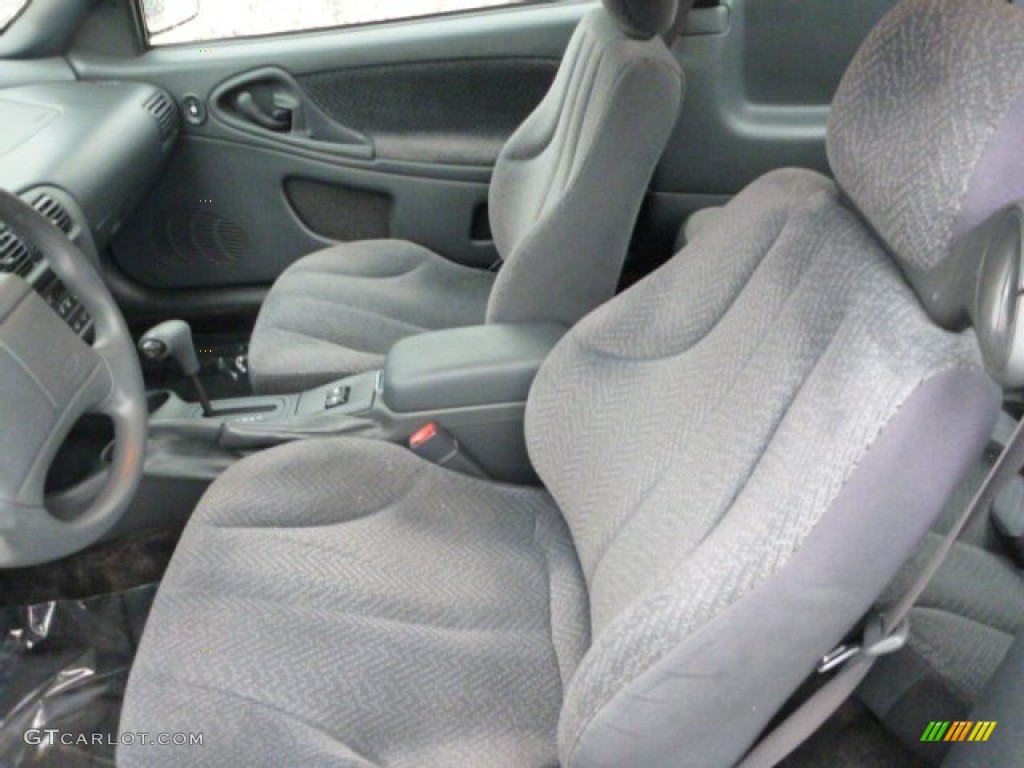 2002 Cavalier LS Coupe - Ultra Silver Metallic / Graphite photo #5