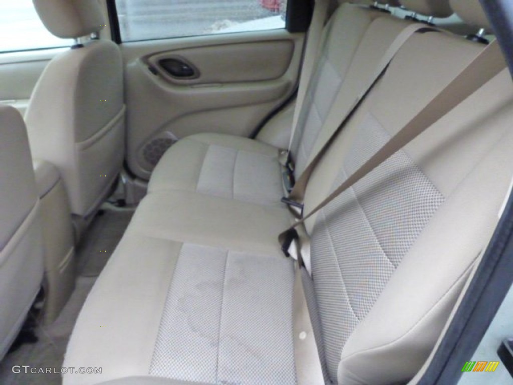 2005 Ford Escape XLT V6 4WD Rear Seat Photo #75868609