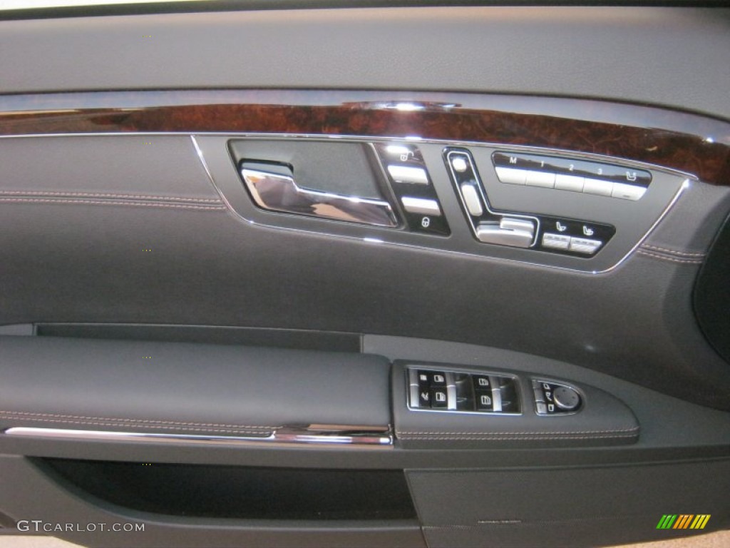 2013 Mercedes-Benz S 63 AMG Sedan Controls Photo #75870175
