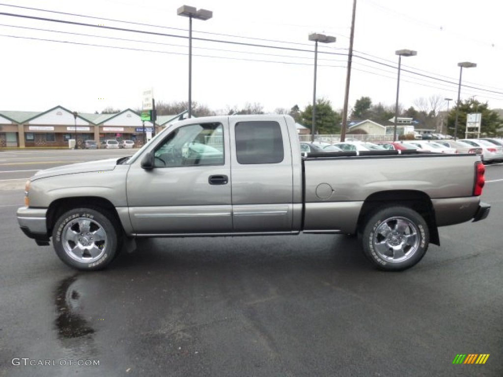 2006 Silverado 1500 LS Extended Cab 4x4 - Graystone Metallic / Dark Charcoal photo #4