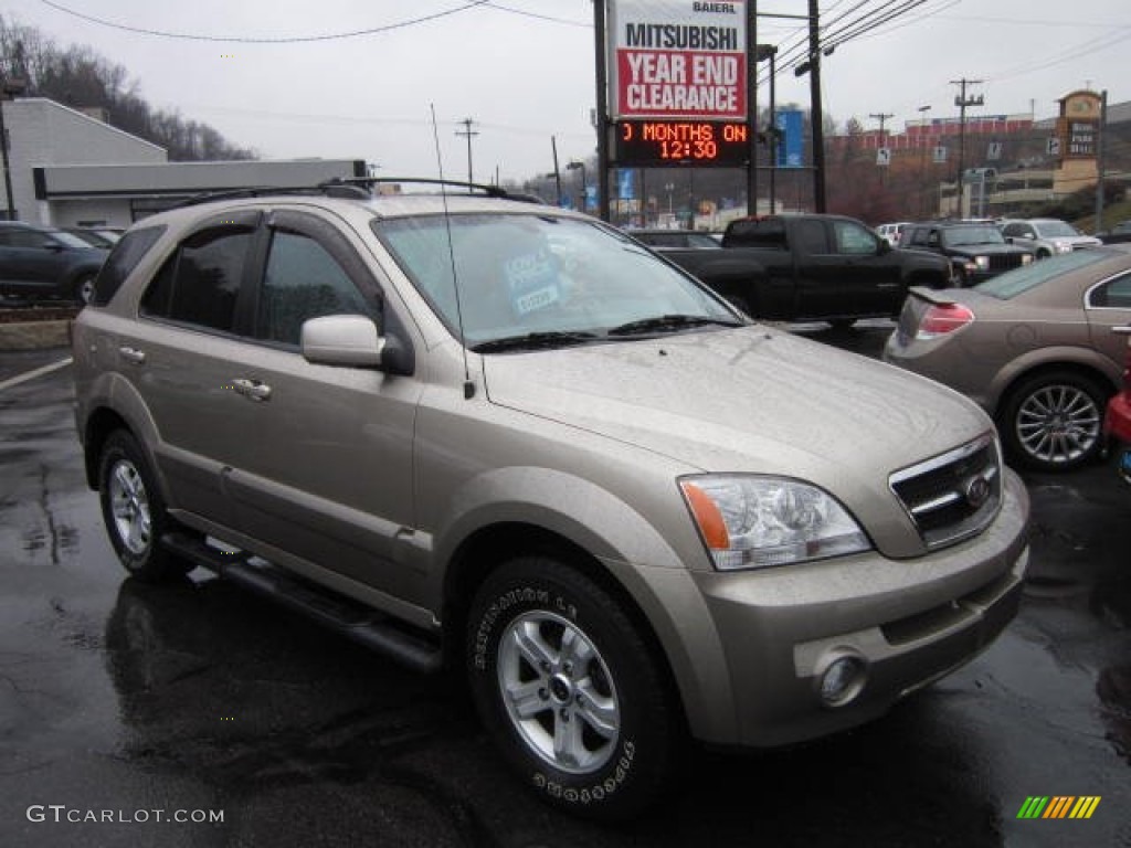 Sand Beige Metallic Kia Sorento