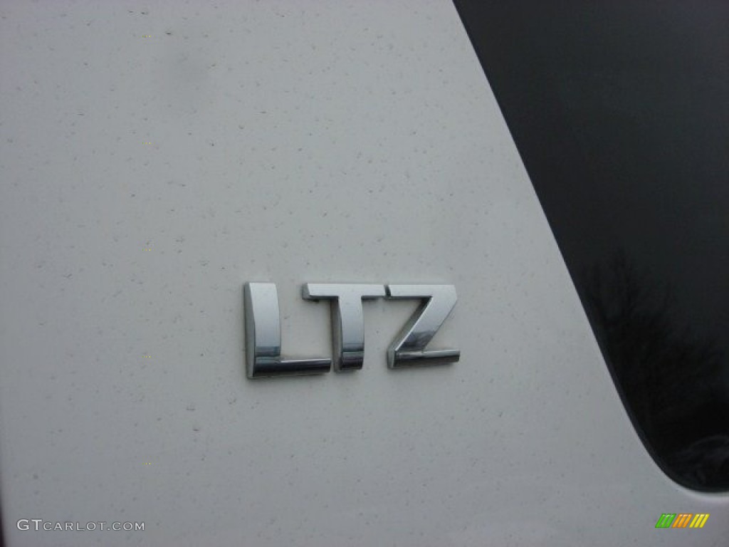 2007 Suburban 1500 LTZ 4x4 - Summit White / Light Cashmere/Ebony photo #23