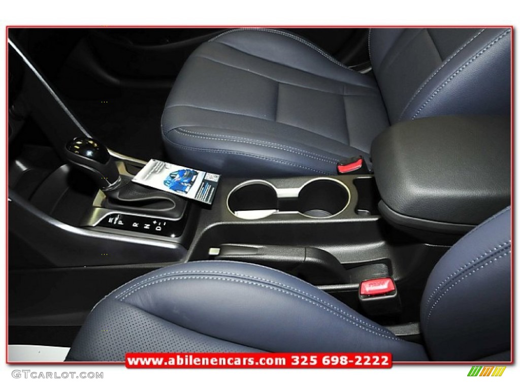 2013 Elantra GT - Black Noir Pearl / Blue photo #18