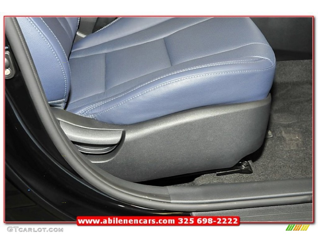 2013 Elantra GT - Black Noir Pearl / Blue photo #26