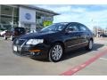 Deep Black - Passat Komfort Sedan Photo No. 1