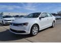 Candy White - Jetta SE Sedan Photo No. 1