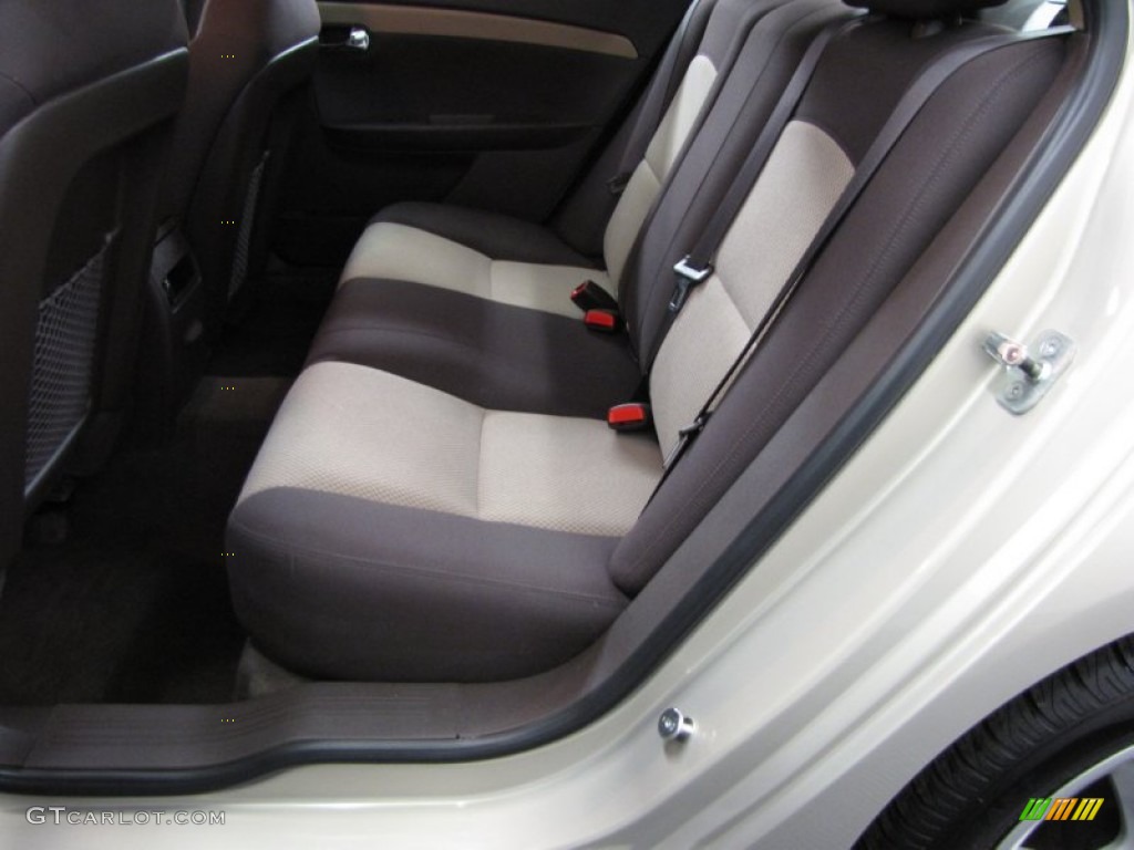 2010 Malibu LS Sedan - Gold Mist Metallic / Cocoa/Cashmere photo #7