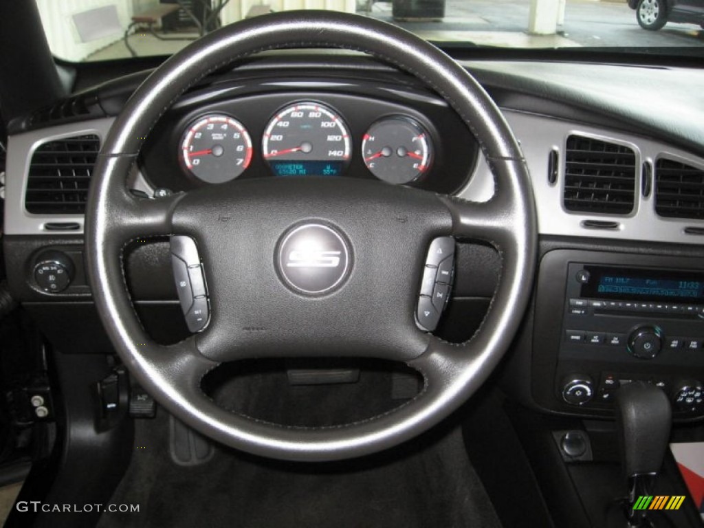 2006 Chevrolet Monte Carlo SS Ebony Steering Wheel Photo #75882174