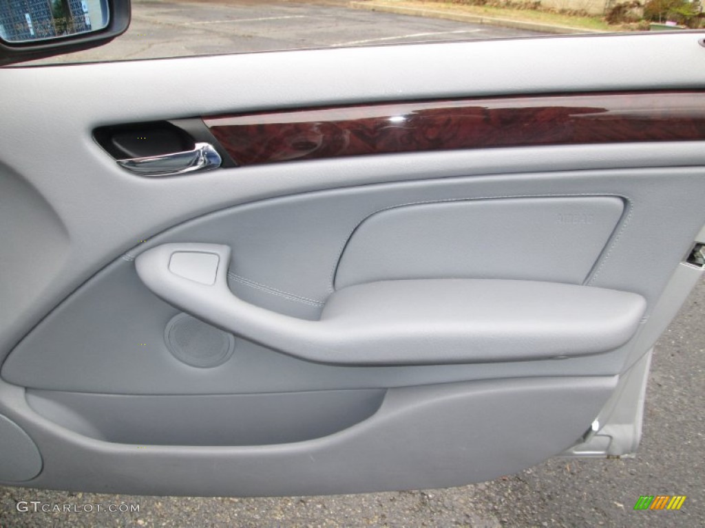 2004 3 Series 325xi Sedan - Titanium Silver Metallic / Grey photo #28