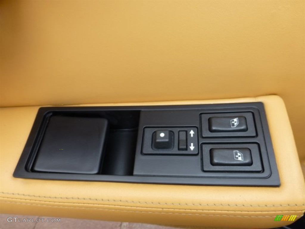 1993 Ferrari 512 TR Standard 512 TR Model Controls Photo #75884591