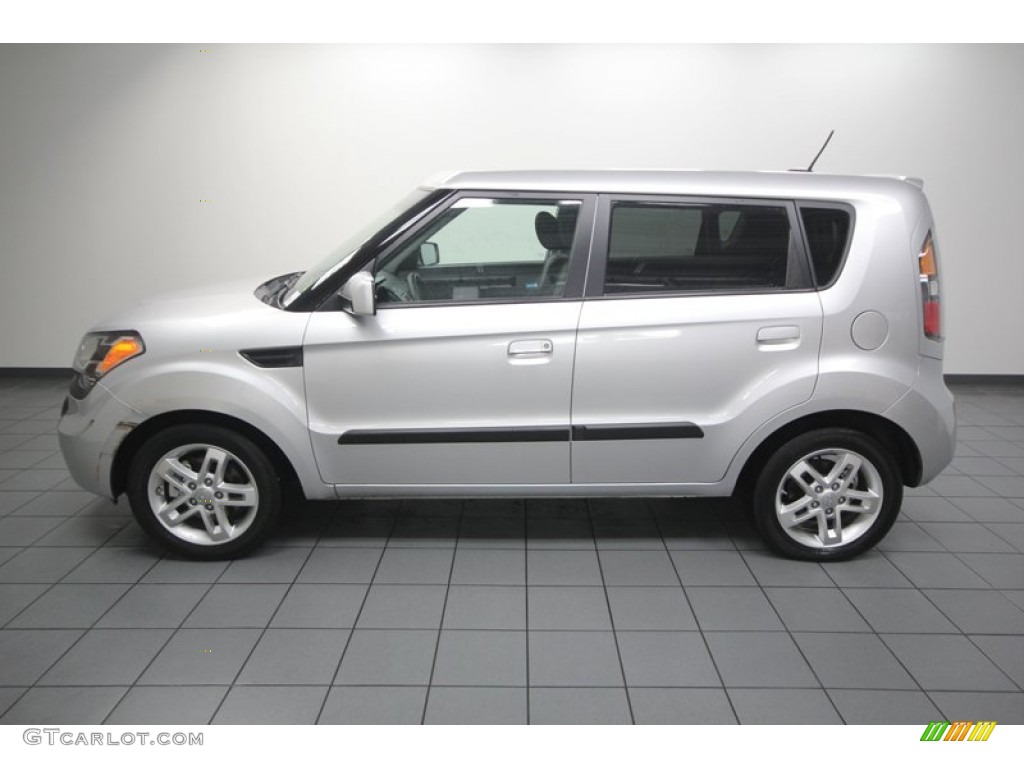 Bright Silver 2010 Kia Soul + Exterior Photo #75884948