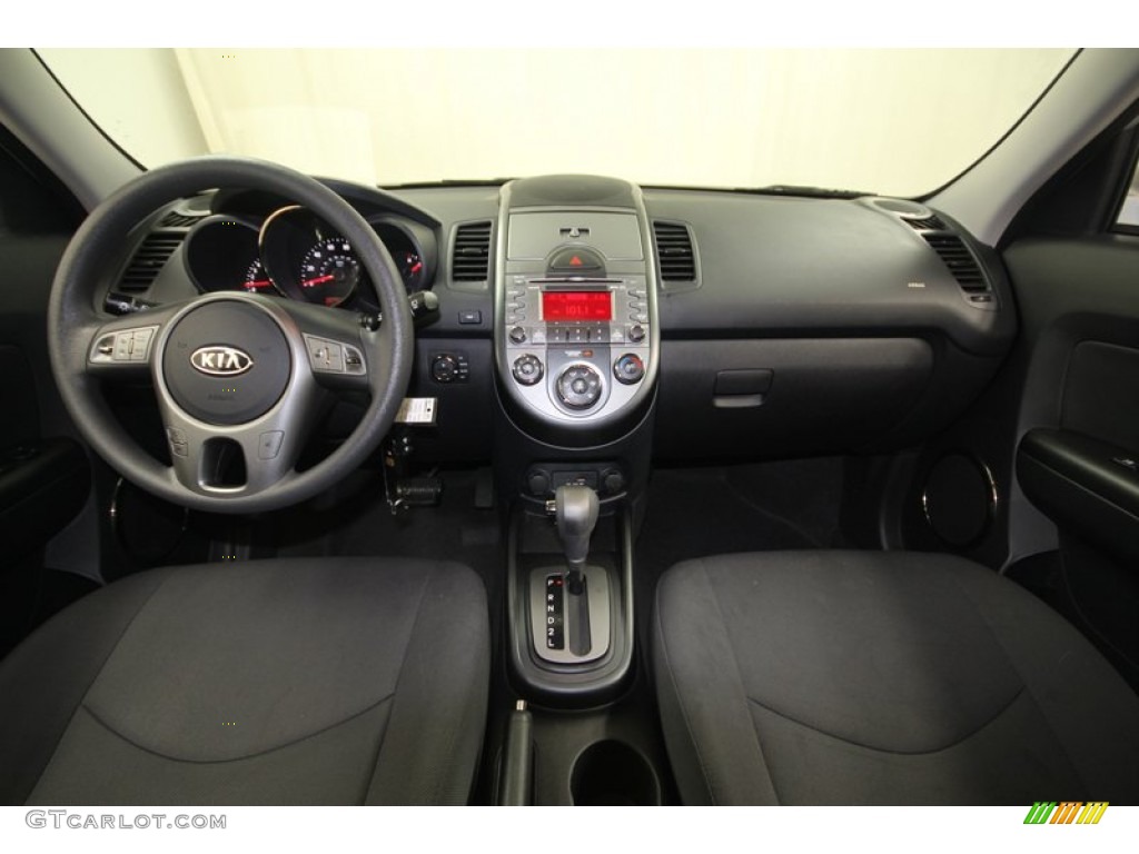 2010 Kia Soul + Black Soul Logo Cloth Dashboard Photo #75884984
