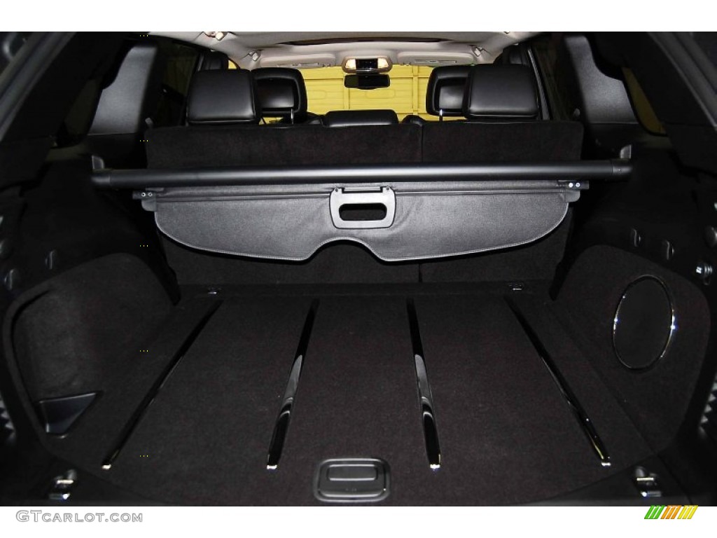 2013 Jeep Grand Cherokee Limited Trunk Photos