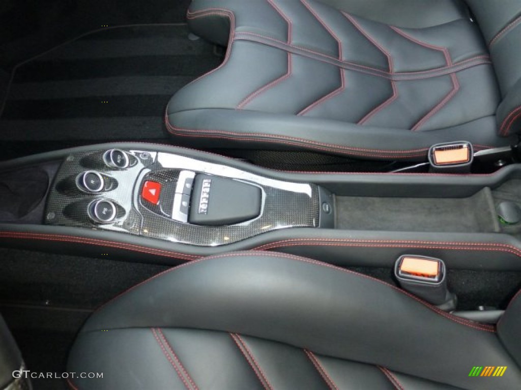2010 Ferrari 458 Italia Controls Photo #75885933