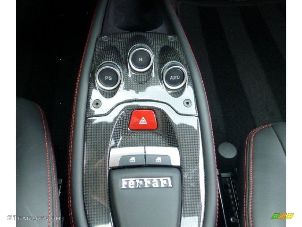 2010 Ferrari 458 Italia Controls Photo #75886174