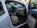 2010 White Platinum Tri-Coat Lincoln MKX FWD  photo #14