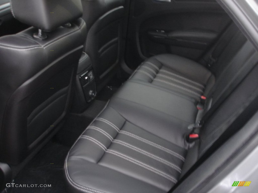 2013 Chrysler 300 S V6 AWD Rear Seat Photo #75886958