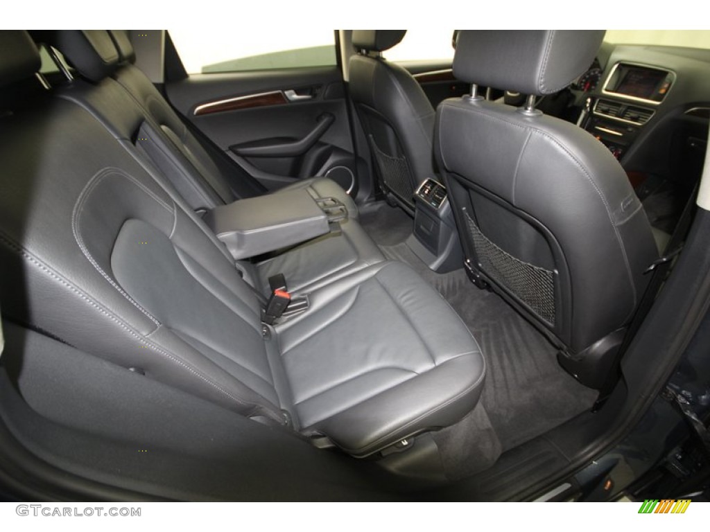 Black Interior 2011 Audi Q5 3.2 quattro Photo #75888380
