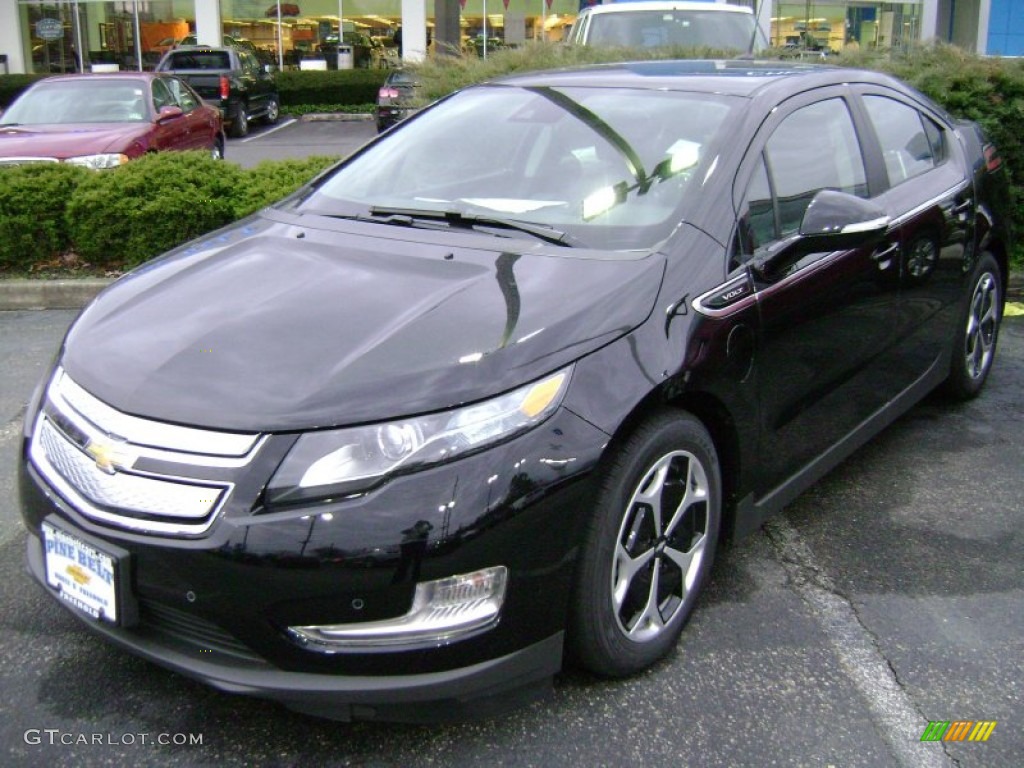 2013 Volt  - Black / Jet Black/Dark Accents photo #1