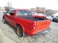Victory Red - S10 LS Crew Cab 4x4 Photo No. 6