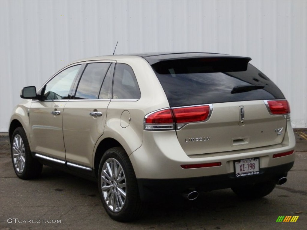 2011 MKX AWD - Gold Leaf Metallic / Medium Light Stone photo #6