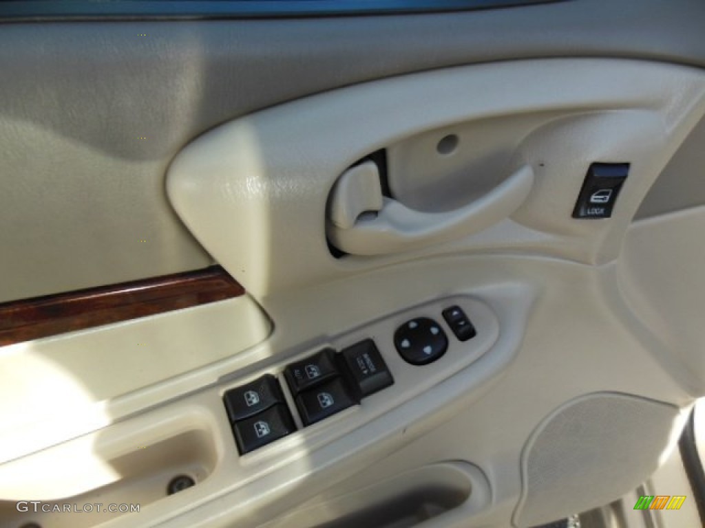 2002 Impala LS - Sandrift Metallic / Neutral photo #15