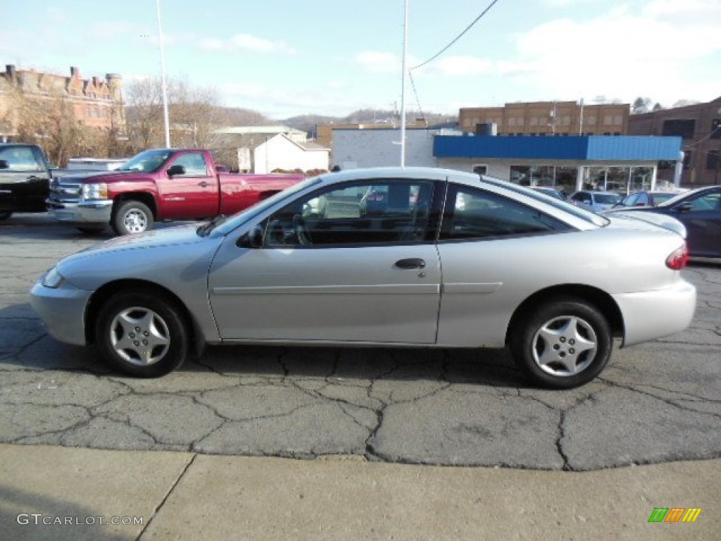 2003 Cavalier Coupe - Ultra Silver Metallic / Graphite Gray photo #5