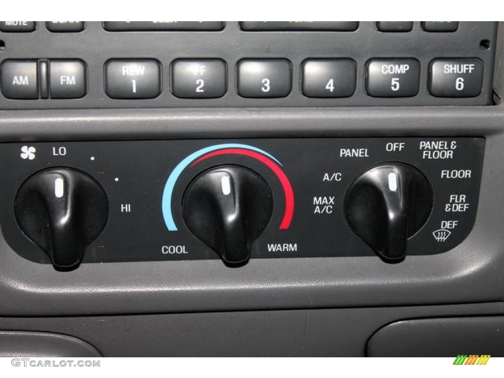 1999 Ford F150 XLT Extended Cab 4x4 Controls Photo #75894453