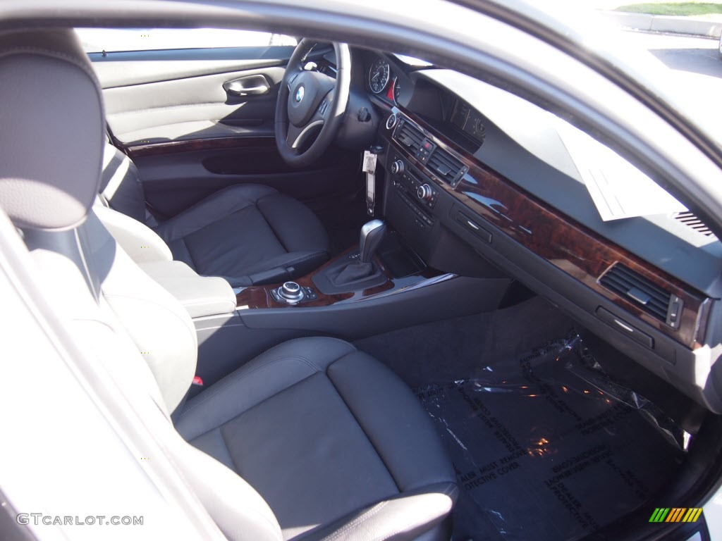 2010 3 Series 328i Sedan - Alpine White / Black photo #4