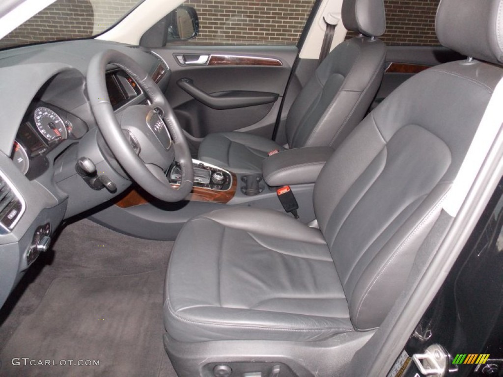 Black Interior 2010 Audi Q5 3.2 quattro Photo #75900050