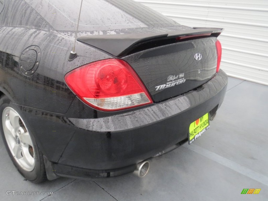 2006 Tiburon GS - Obsidian Black / Black photo #19