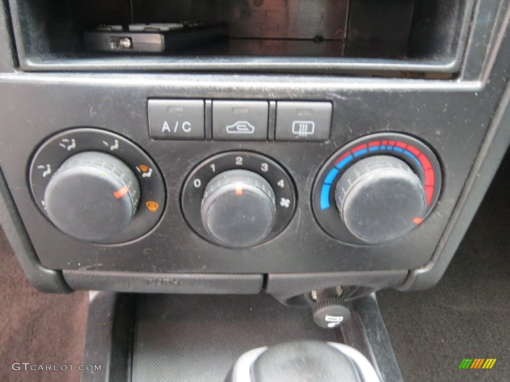 2006 Tiburon GS - Obsidian Black / Black photo #35
