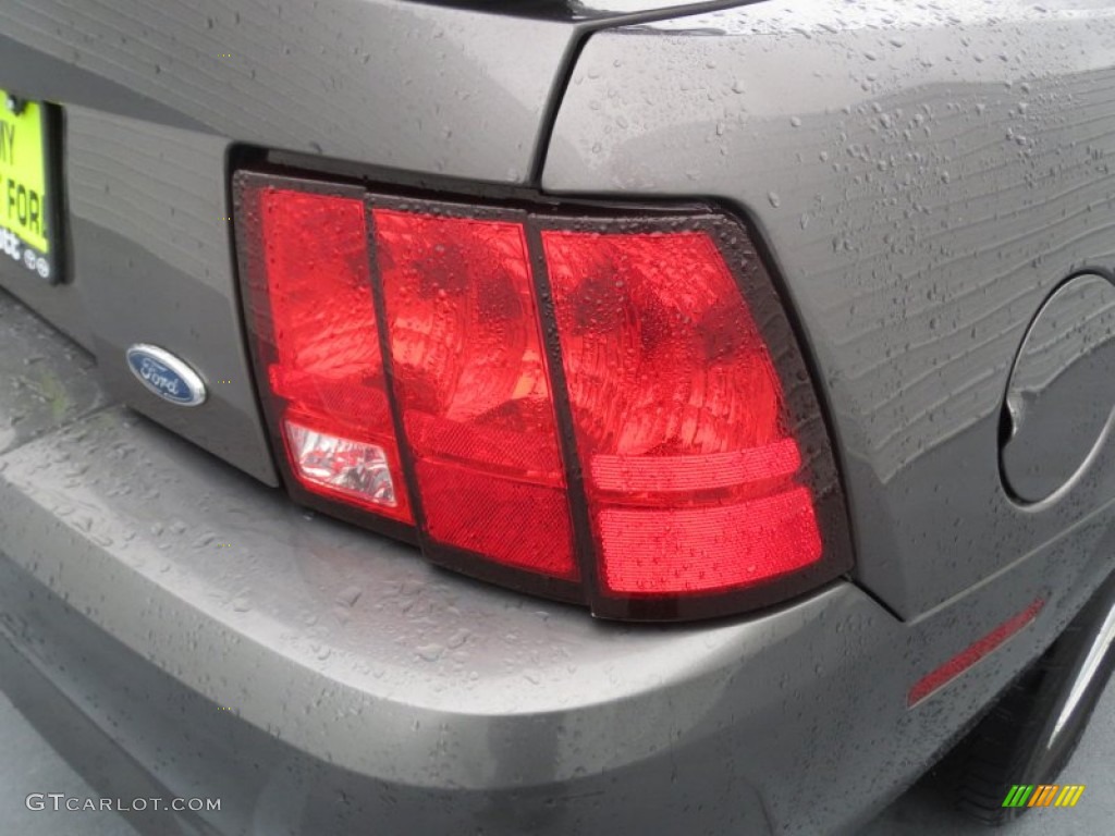 2003 Mustang V6 Coupe - Dark Shadow Grey Metallic / Medium Graphite photo #17