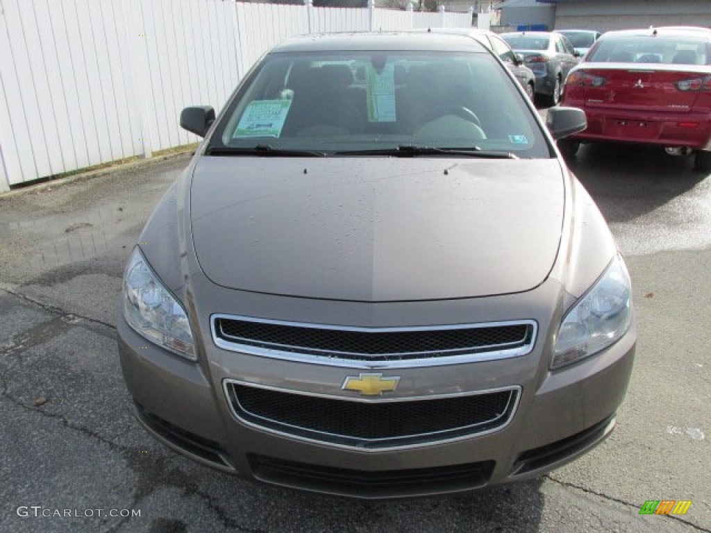 2010 Malibu LS Sedan - Mocha Steel Metallic / Cocoa/Cashmere photo #5