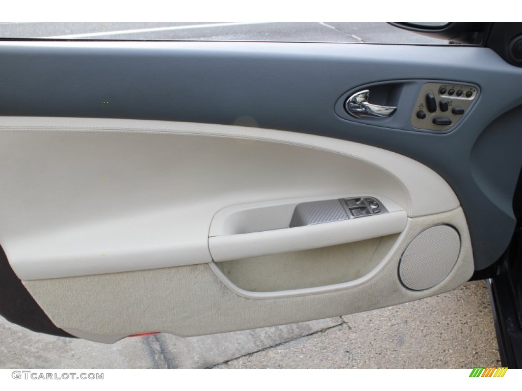 2008 Jaguar XK XK8 Coupe Ivory/Slate Door Panel Photo #75904210