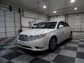 Blizzard White Pearl - Avalon Limited Photo No. 3