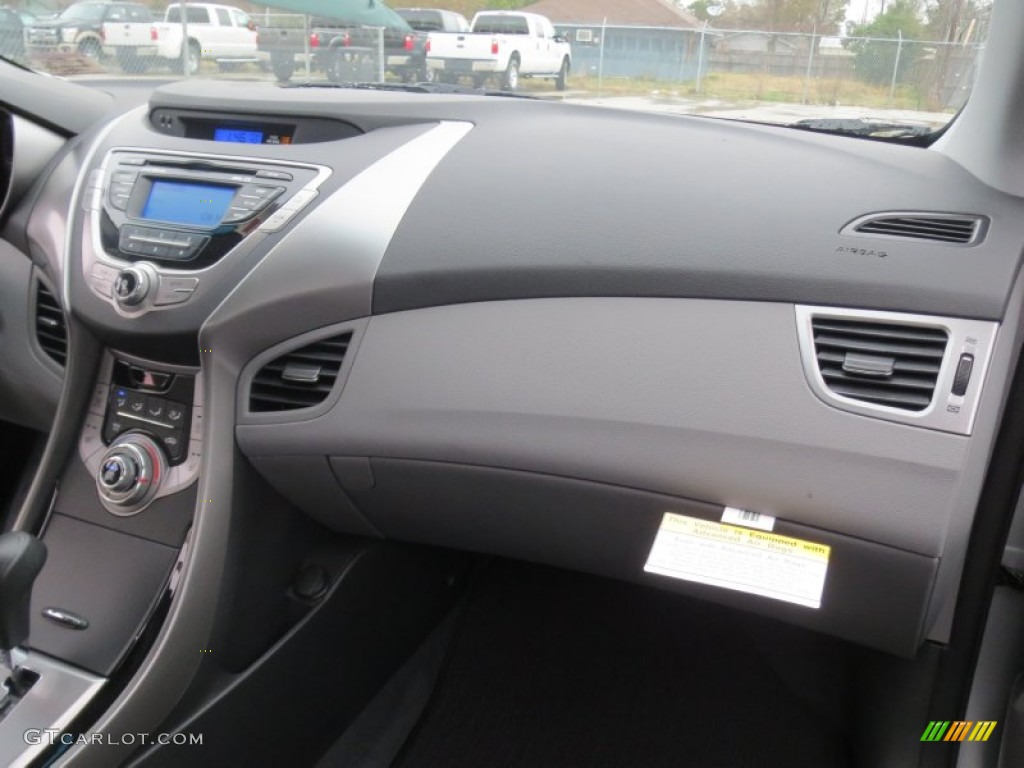 2013 Elantra Coupe GS - Shimmering Air Silver / Gray photo #16