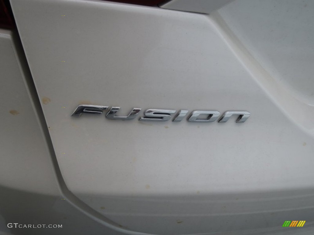 2013 Fusion SE 1.6 EcoBoost - White Platinum Metallic Tri-coat / Charcoal Black photo #14