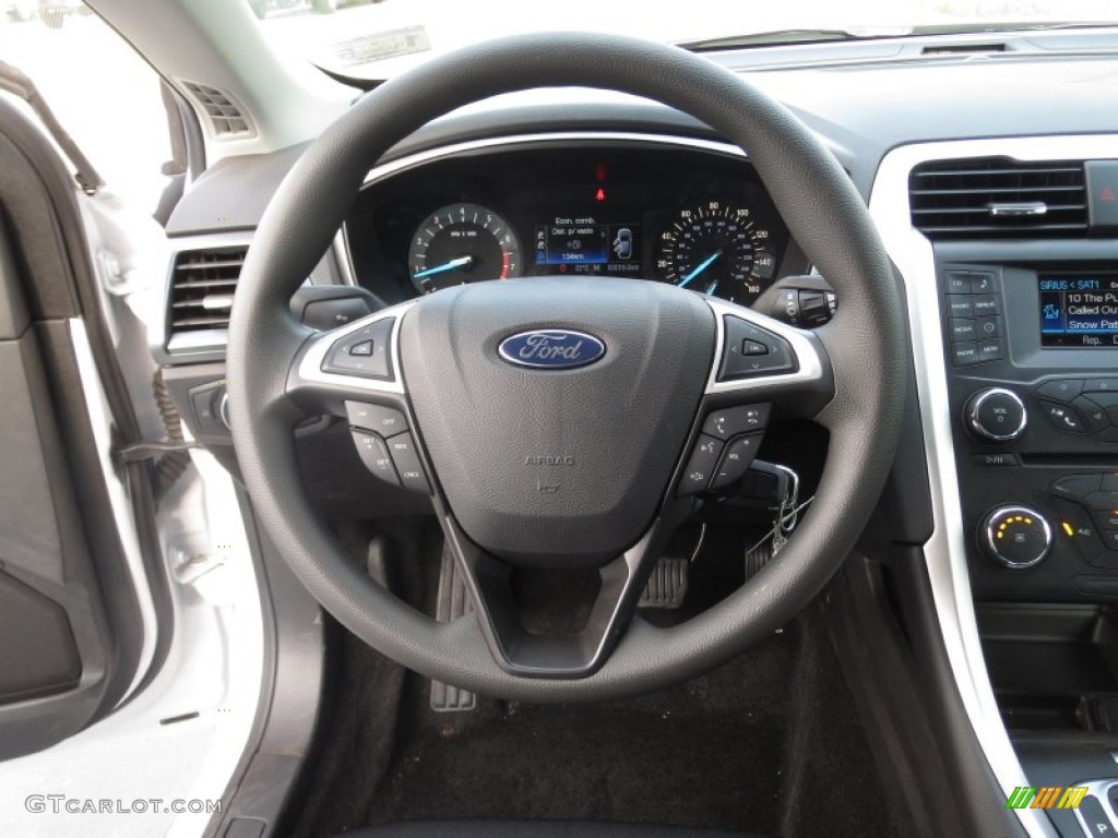 2013 Fusion SE 1.6 EcoBoost - White Platinum Metallic Tri-coat / Charcoal Black photo #32